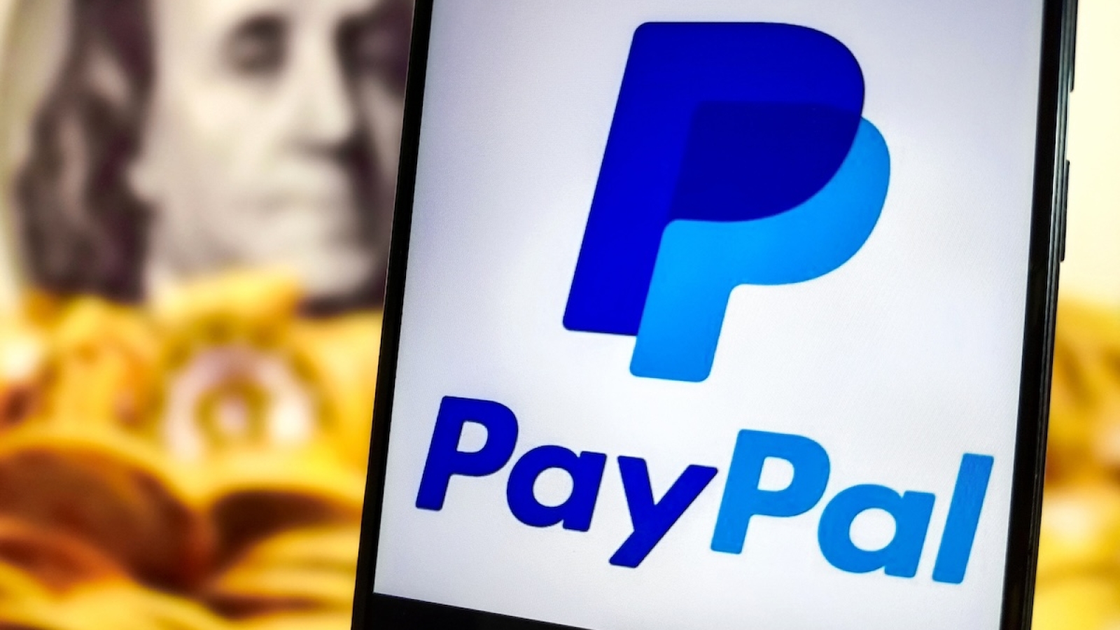 SUQIAN, CHINA - AUGUST 8, 2023 - Illustration:PayPal, August 8, 2023, Suqian, Jiangsu Province, China. PayPal launches US dollar stablecoins. (Photo credit should read CFOTO/Future Publishing via Getty Images)